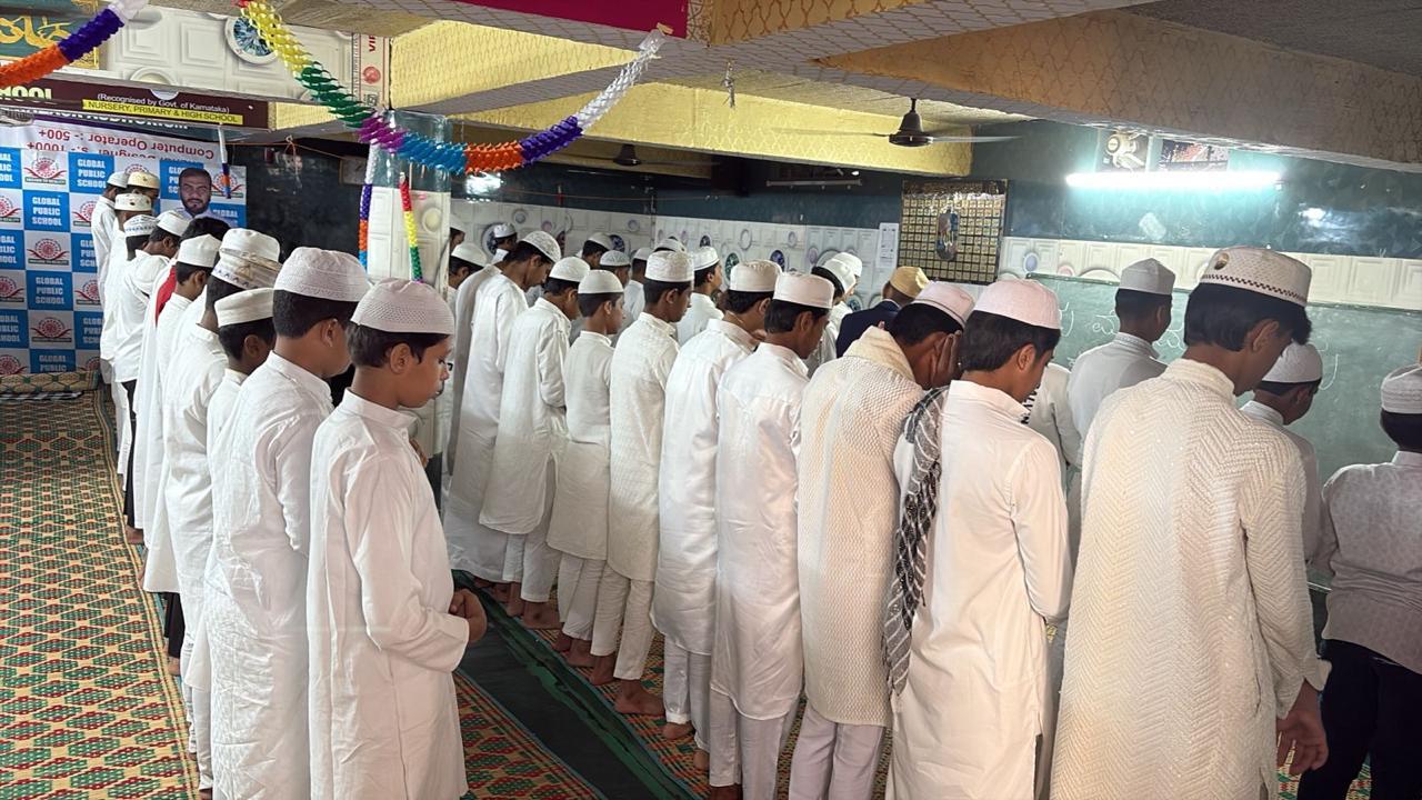 Students gathered for congregational prayer